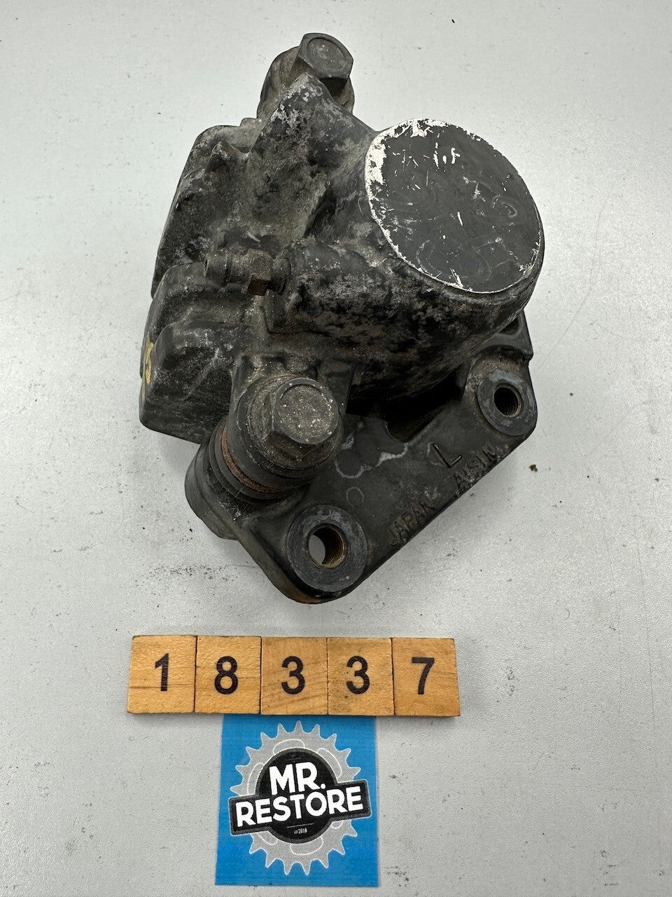 Suzuki GR650 1983-84 Front Brake Caliper L/H 59300-49060