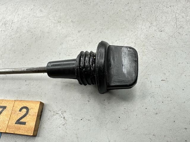 Yamaha TY250 DT360 DT250 SC500 MX360 MX250 Oil Plug Dipstick 322-15363