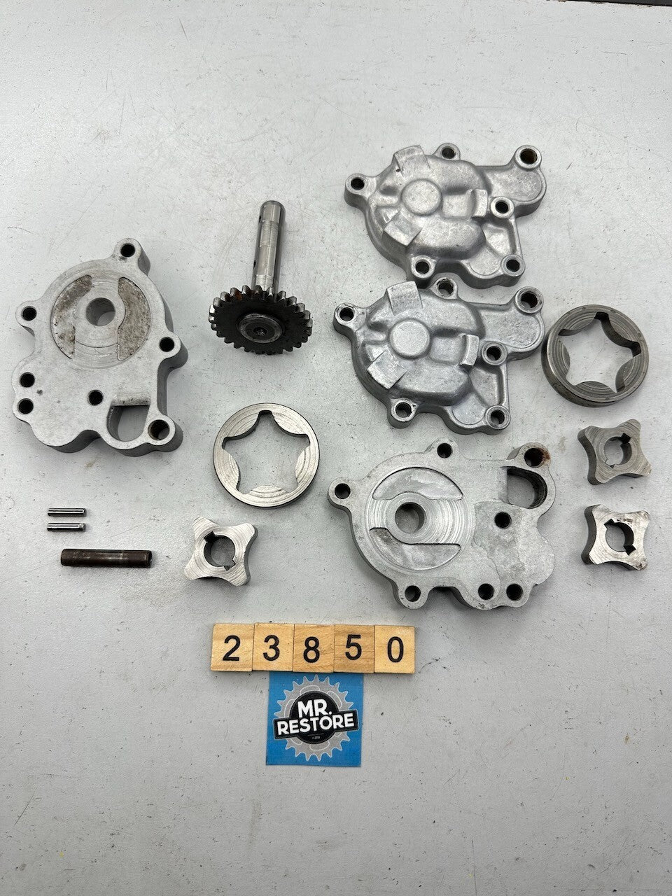 Honda CB900 Boldor CB1100 CB1000 Oil Pump Parts 15100-438-003
