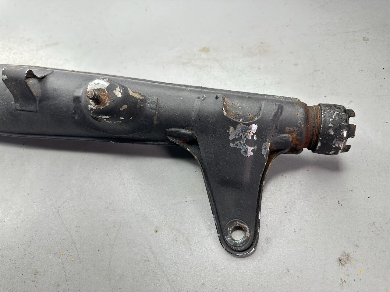 Yamaha V70 V80 V90 Exhaust Pipe Muffler