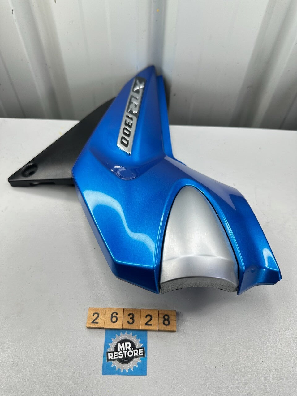 Yamaha XJR1300 OEM Blue Right Side Panel Cover Fairing 5EA-21721  5EA-21721-00