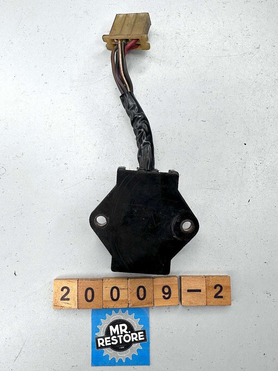Honda CB550/4 CB400/4 - Fuse Box
