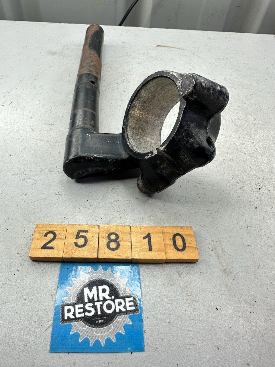 Honda CBR900 RR Fireblade '92-95' Right Handlebar 53100-MW0  53100-MW0-000