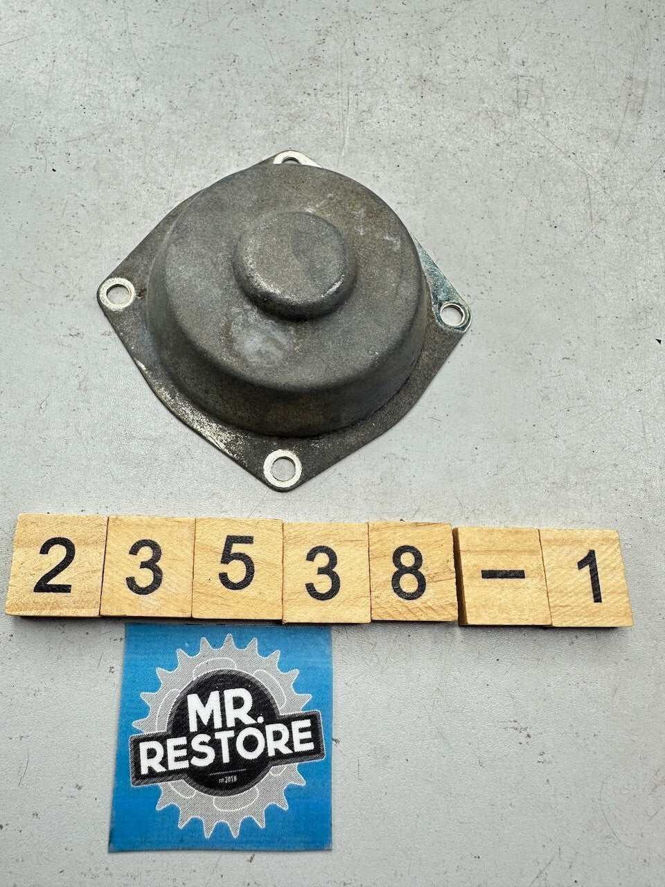 Yamaha XJ900 '86-87' Carburettor Top Cover Mixing Chamber