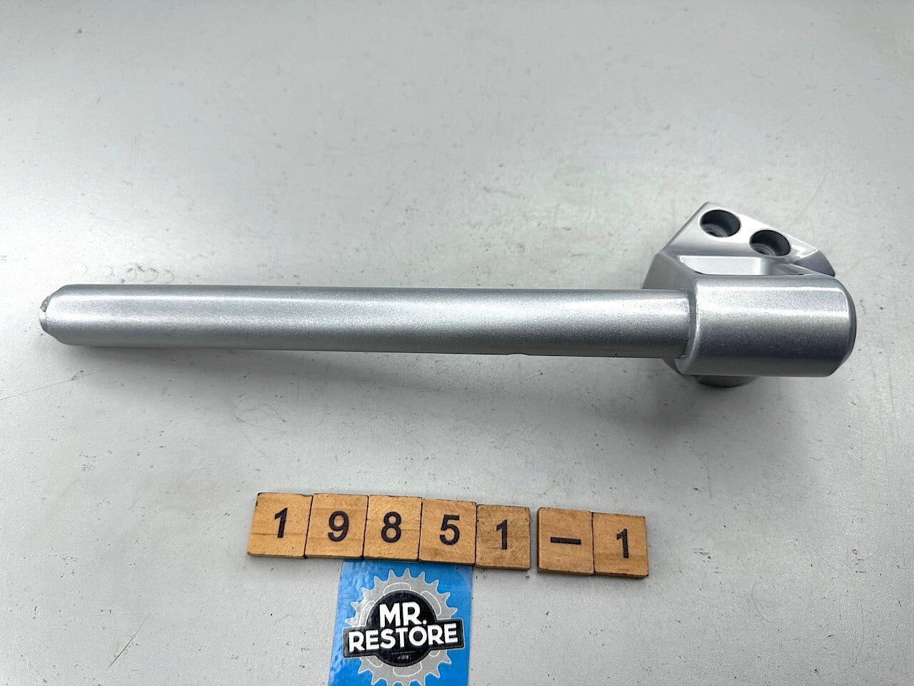 Kawasaki ZX600 ZX500 ZX400 ZZR600 ZZR500 ZZR400 R/H Handlebar Repainted