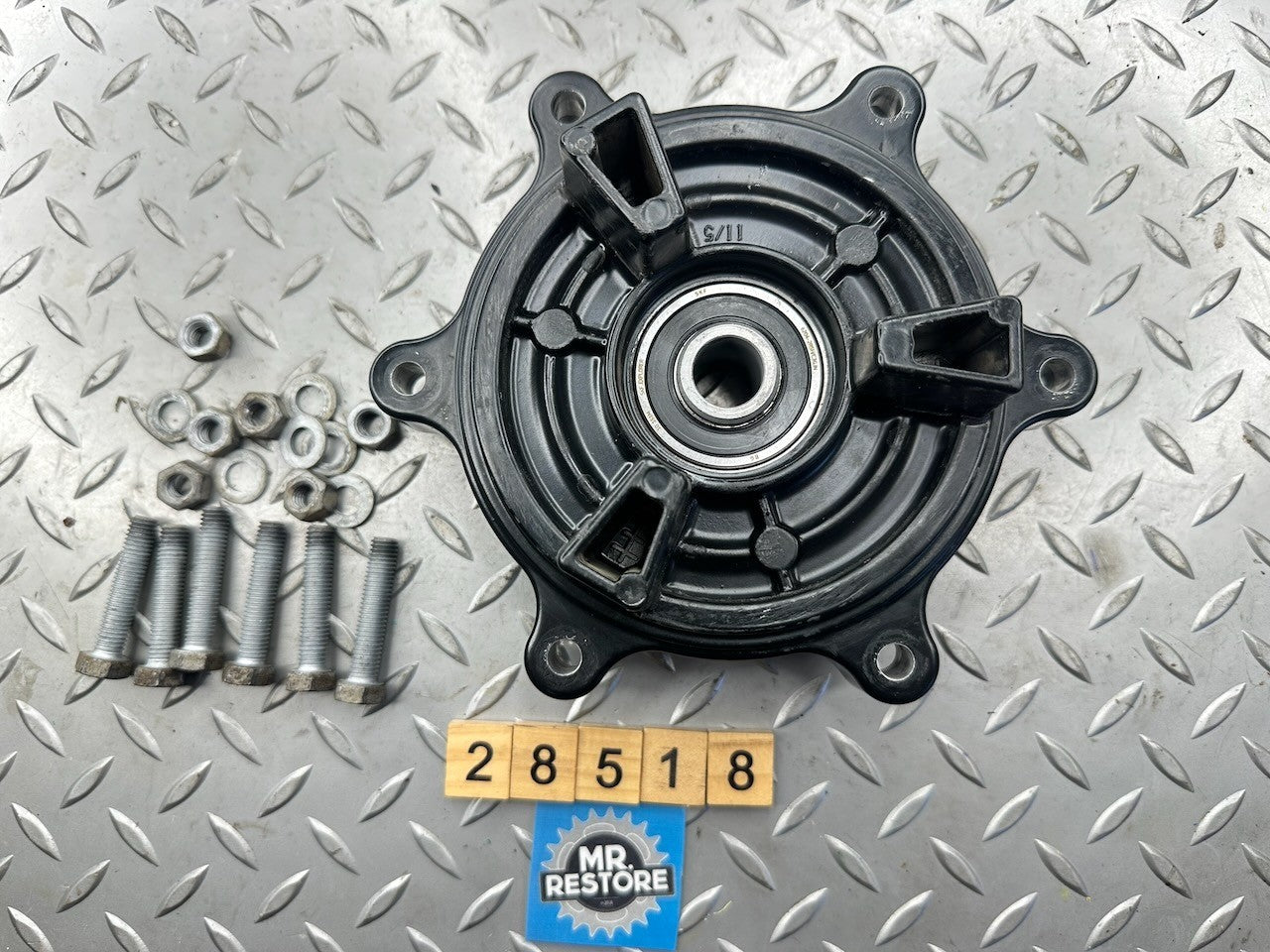 BMW G650GS 2010-16 Rear Sprocket Hub & Fixings 2345803