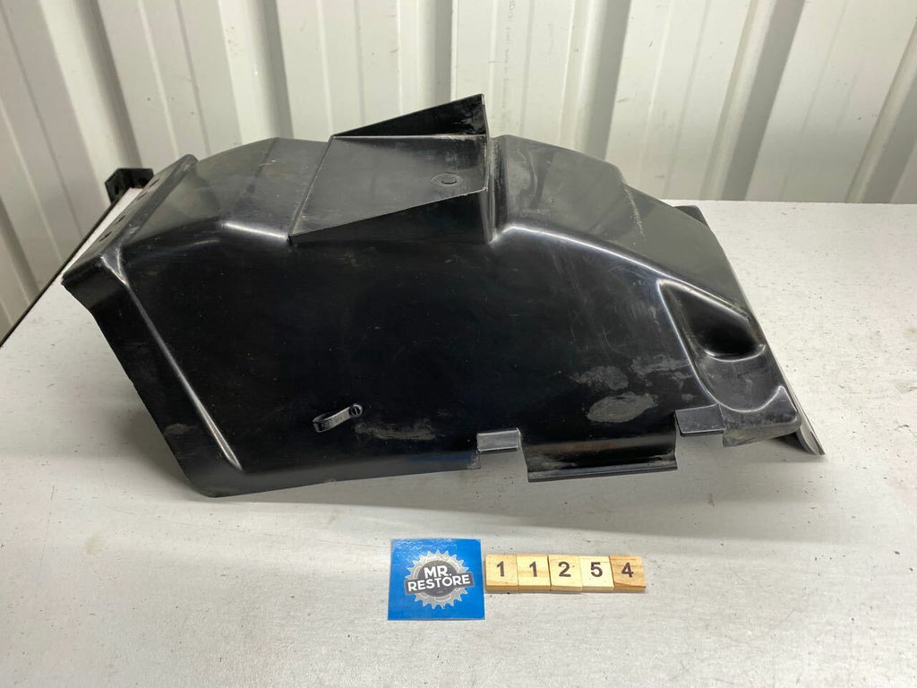 Kawasaki GPZ1000RX ZX1000 Rear Fender Guard 1986-88 - 35023-1137