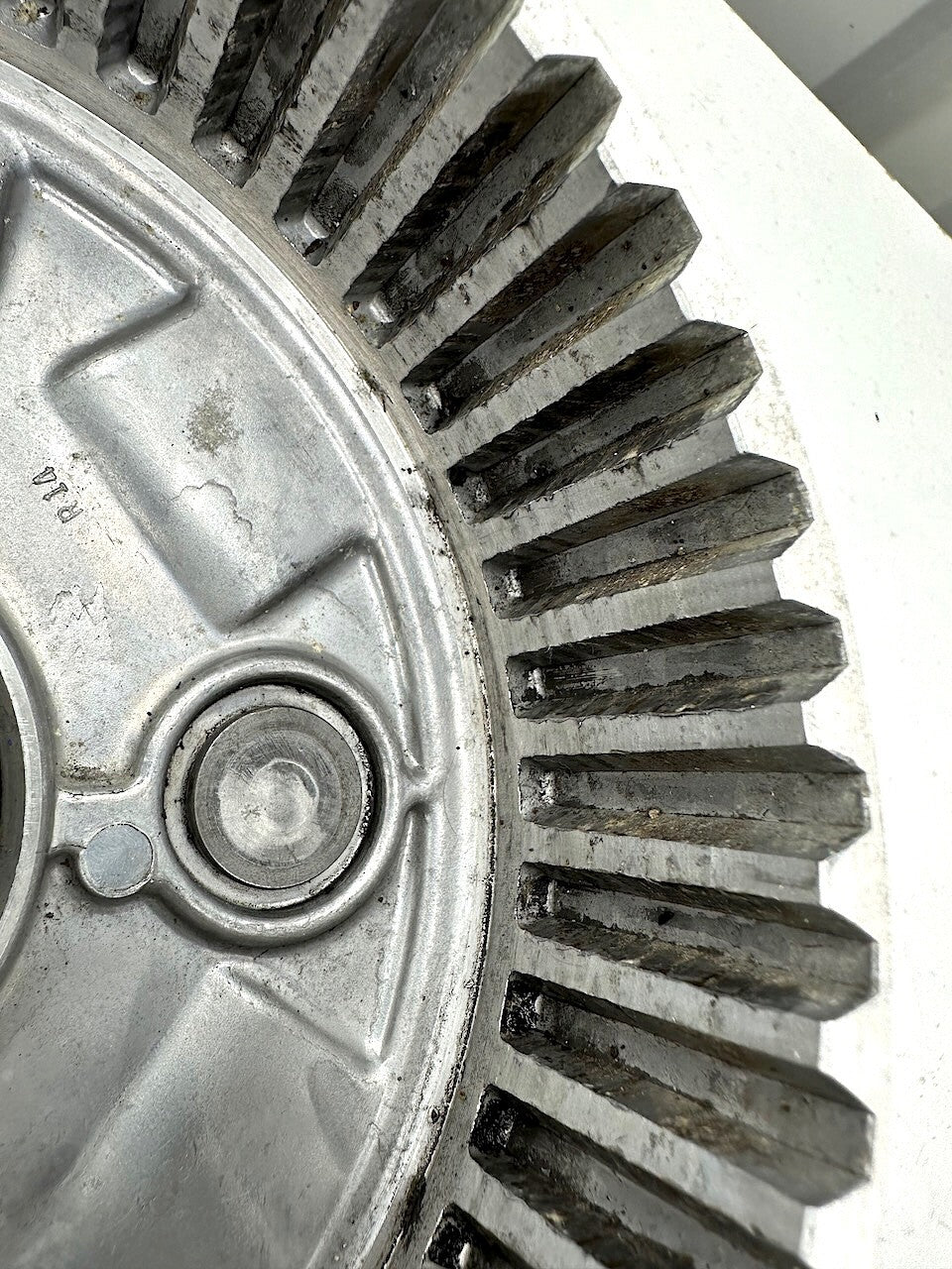 Suzuki GSX750 Katana 1989-97 Clutch Basket 21200-17834