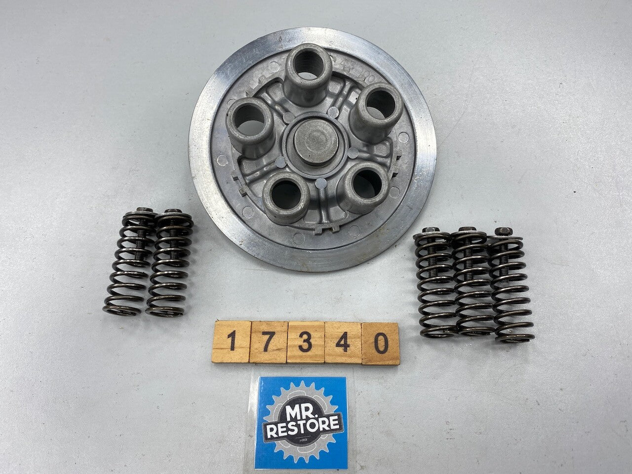 Suzuki RM125 1996-08 Clutch Pressure Disk, Rack, Springs & Bolts 21462-43D01