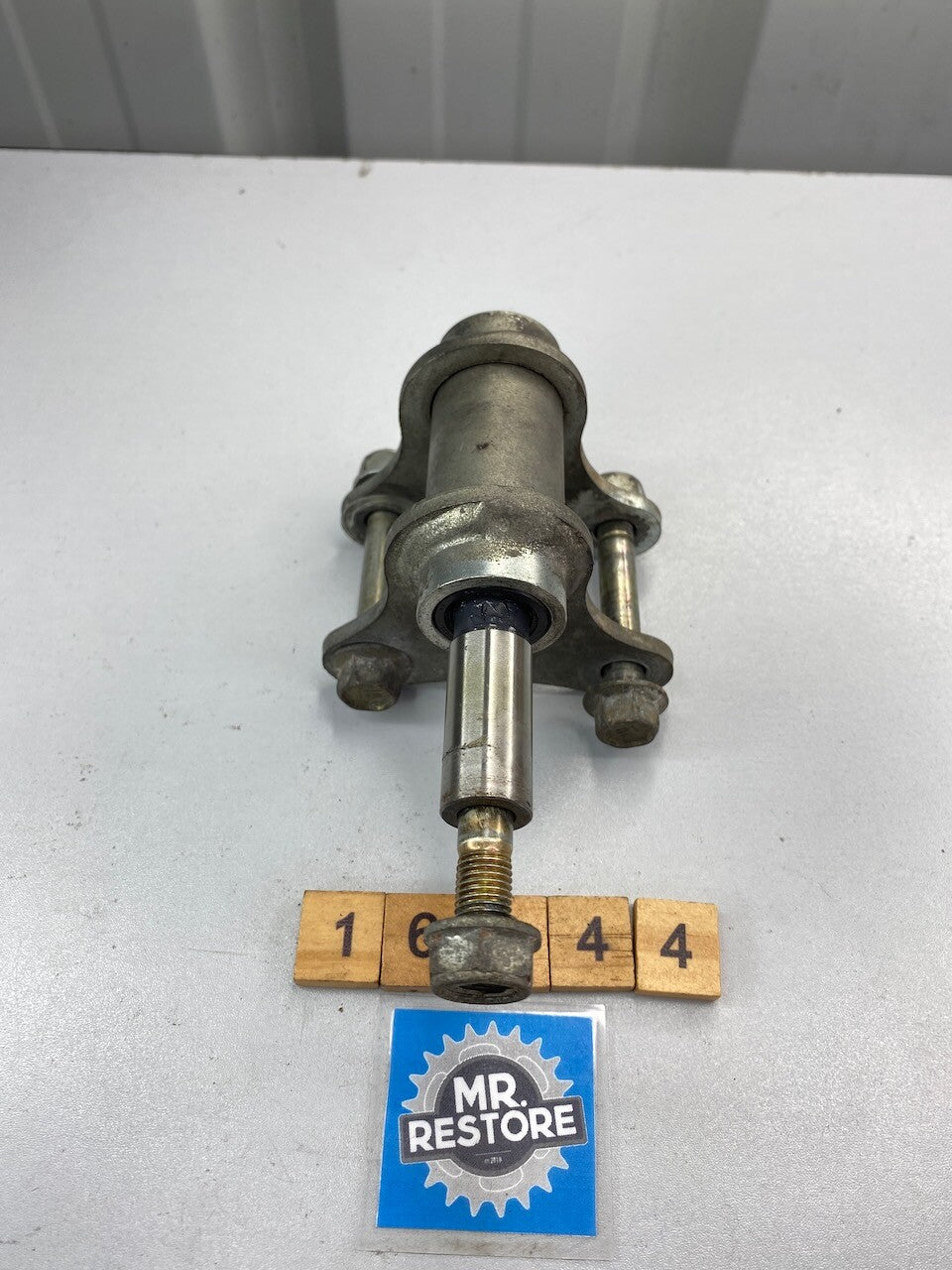 Honda VTR1000 Firestorm Superhawk 1997-06 Arm Sub Assy.  52465-MBB-000