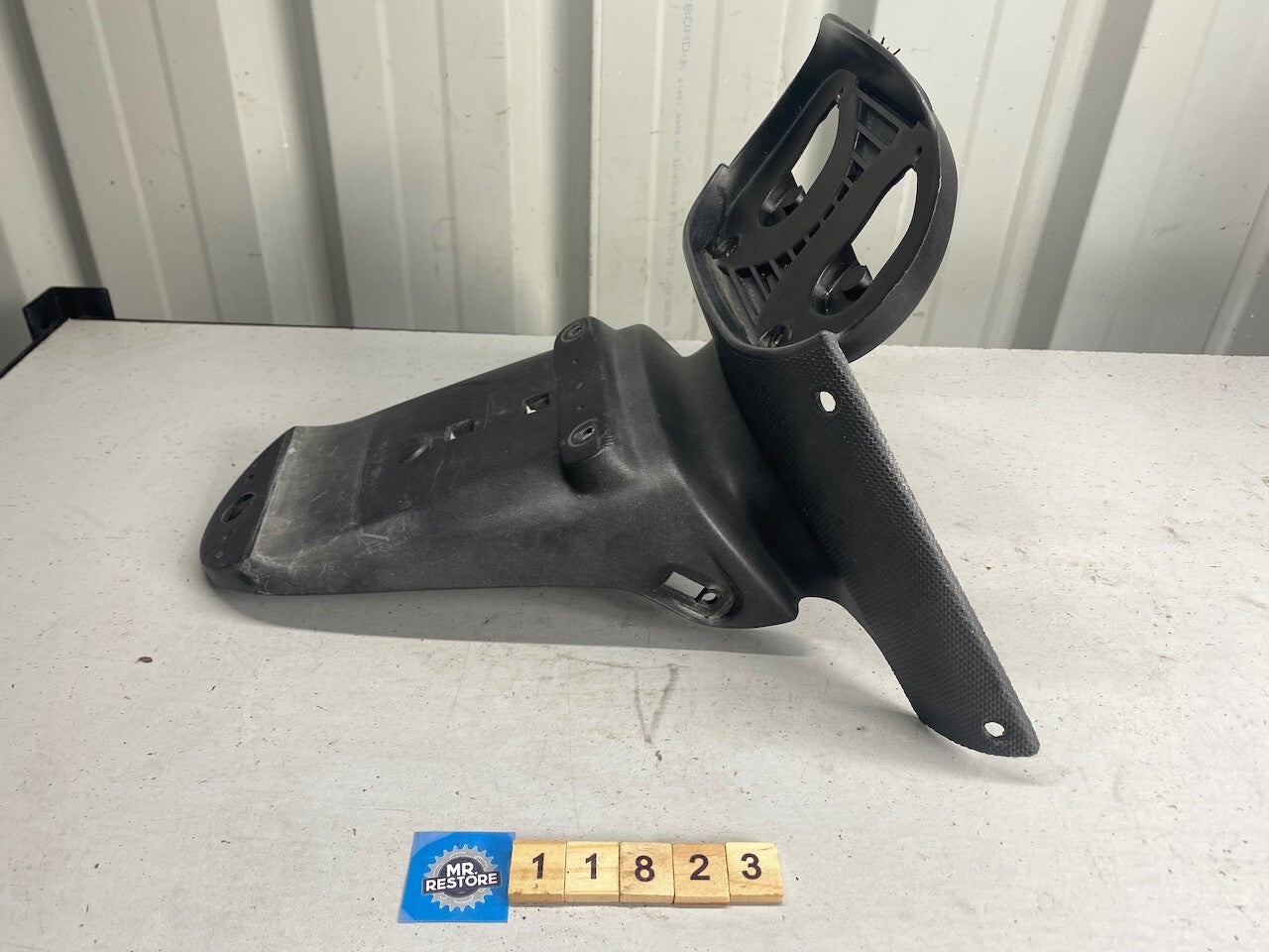 Aprilia SR50 Di-Tech Rear Mudguard Fender Reg Plate Holder DIS.101321