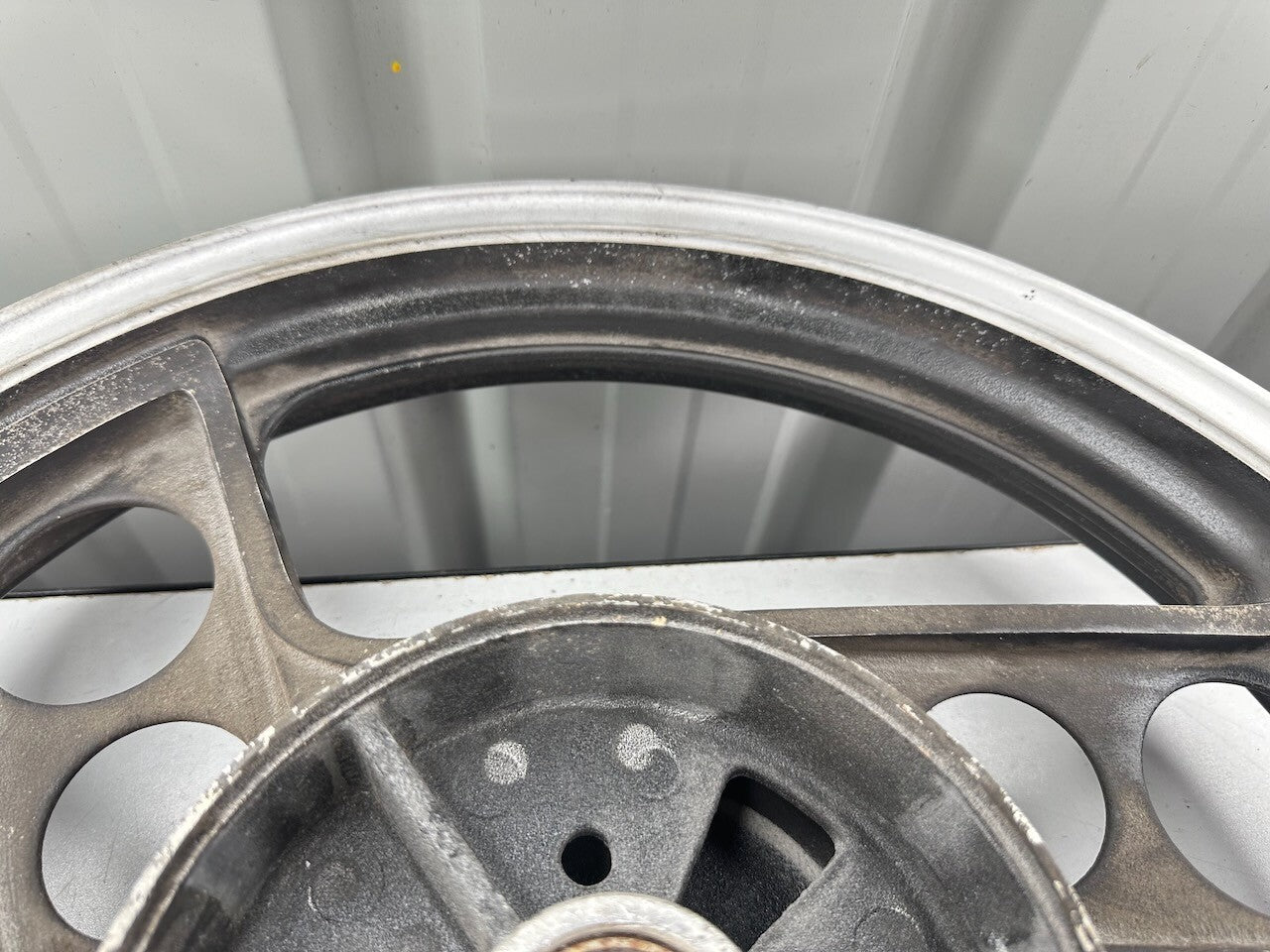 Yamaha XJ600 Front Wheel 18 x 2.50