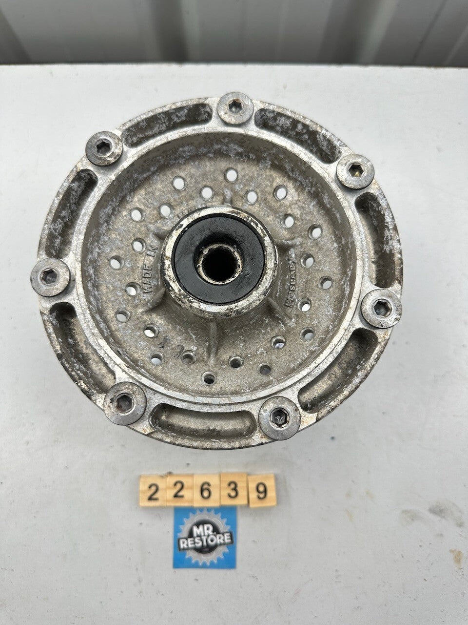 Kawasaki VN800 VN400 Vulcan Front Wheel Hub 41034-1247