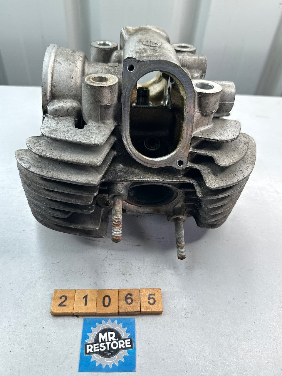 Yamaha XV1100 Virago 1988-94 Cylinder Head