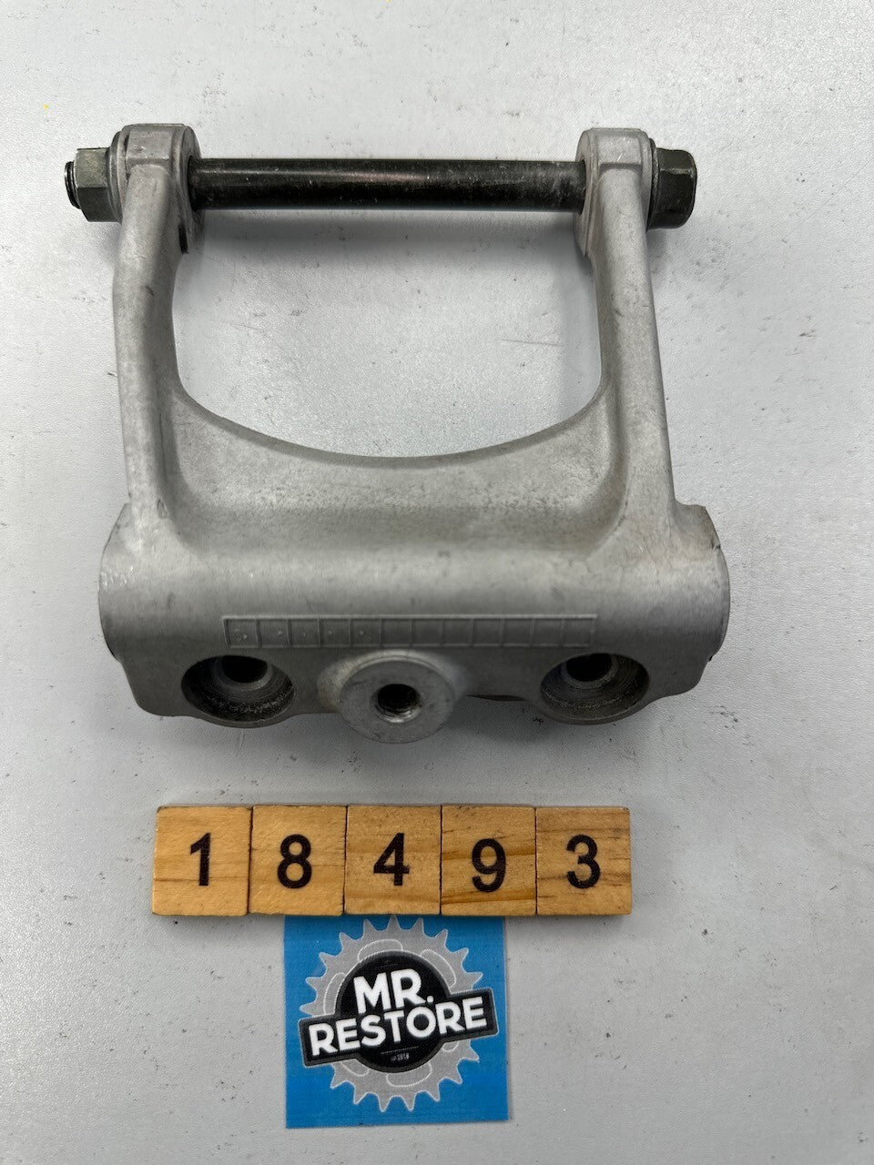 Yamaha TRX850 1995-99 Lower Engine Bracket 4NX-21489