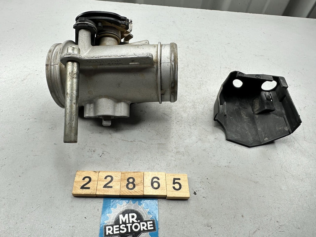 BMW R1200GS / ADV R1200ST R1200R HP2 Left Throttle Valve Housing 13547672731