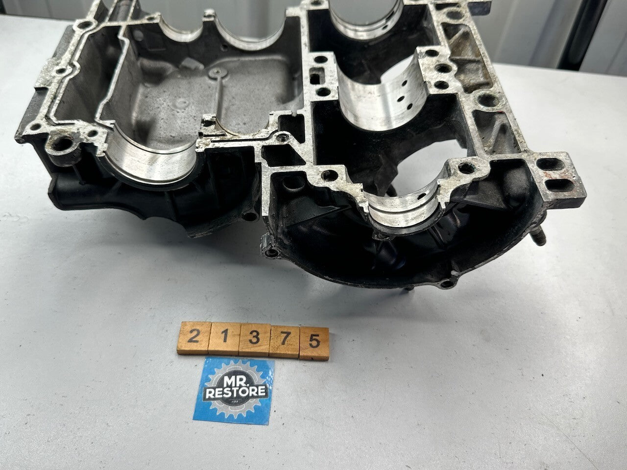 Yamaha TZR250 1986-88 1KT 2MA Upper Crankcase 1KT-15100-01