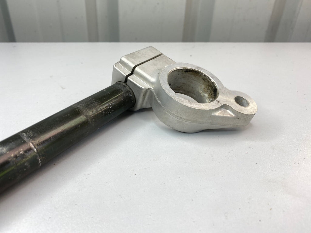 Suzuki GSX250F Across Right Hand Handlebar & Holder