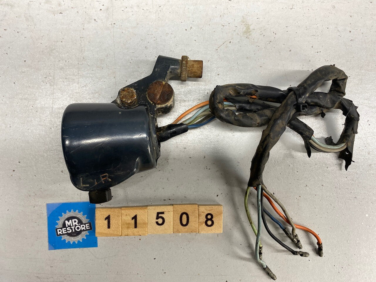 Honda CB200 L/H Switch Gear & Clutch Perch