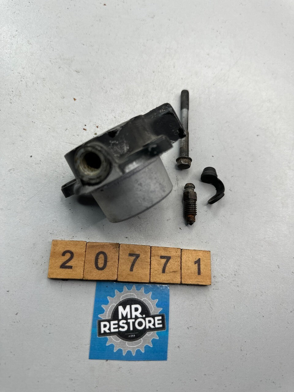 Honda VF1000F R - Slave Cylinder 22860-MB6-003