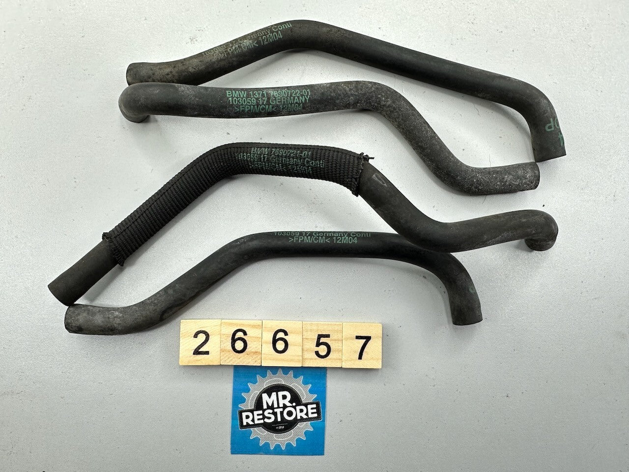 BMW K1300R K1200R K1300S K1200S K1300GT K1200GT Idle Hose Set 13717710491