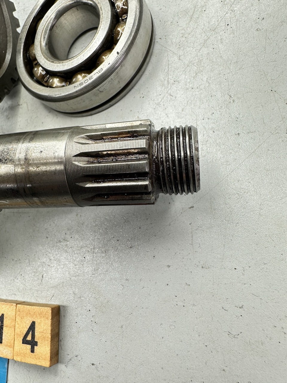 Kawasaki Z1000 KZ1000 MKII '77-81' Transmission Output Shaft & Gears 13131-038