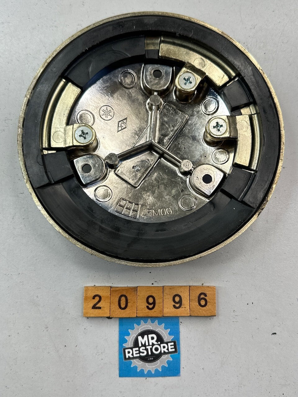 Yamaha XV1100 XV1000 XV750 Virago L/H Side Cover & Seal 1RM-15415 1TA-15425