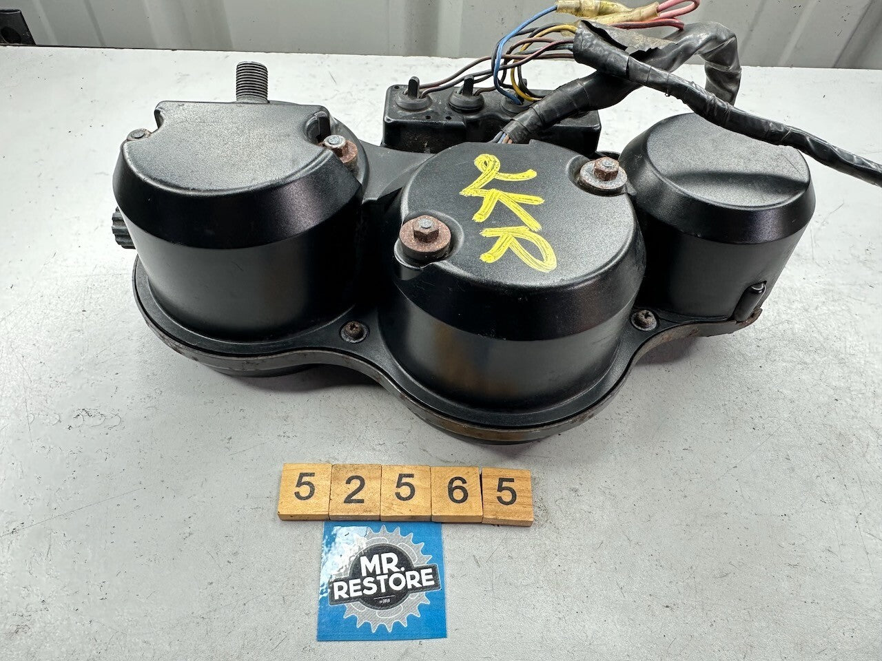 Yamaha FZR250 2KR KMH Meters Dashboard & Harness