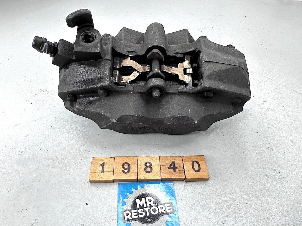 Honda CBR900RR Fireblade 1994-95 R/H Front Brake Calliper 45200-MW0-036