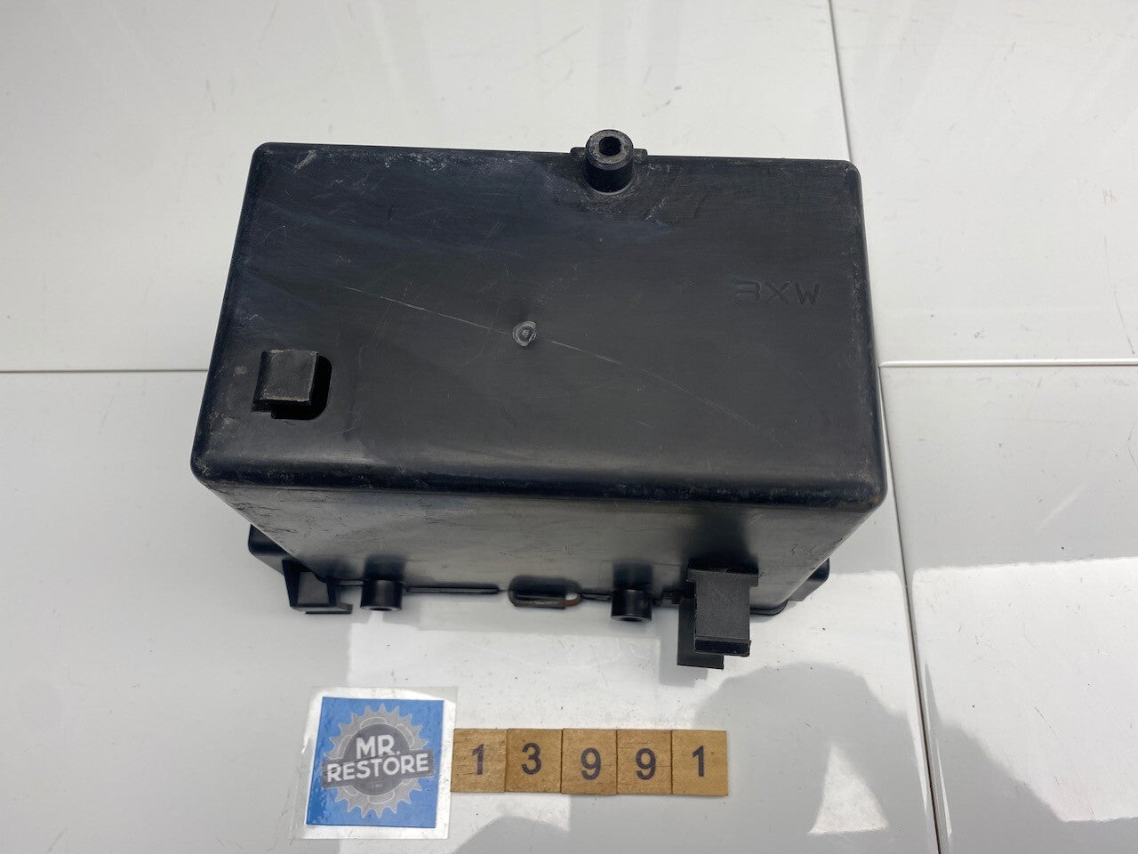 Yamaha FJ1200 1991-1993 Battery Holder Box & Strap 3XW-21245