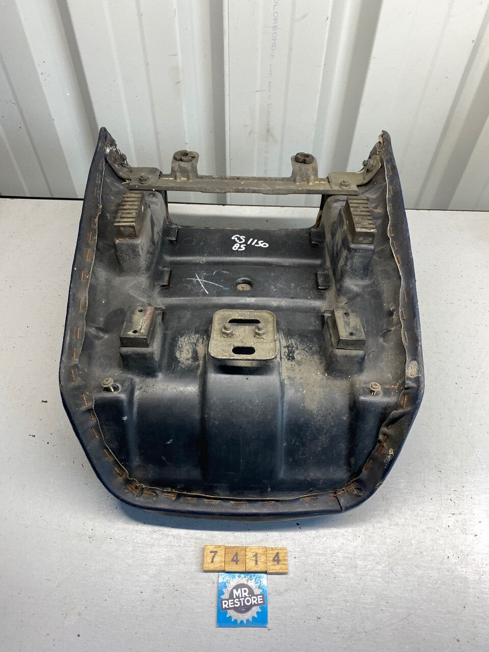 Suzuki GS1150 1985 Pillion Seat and Strap