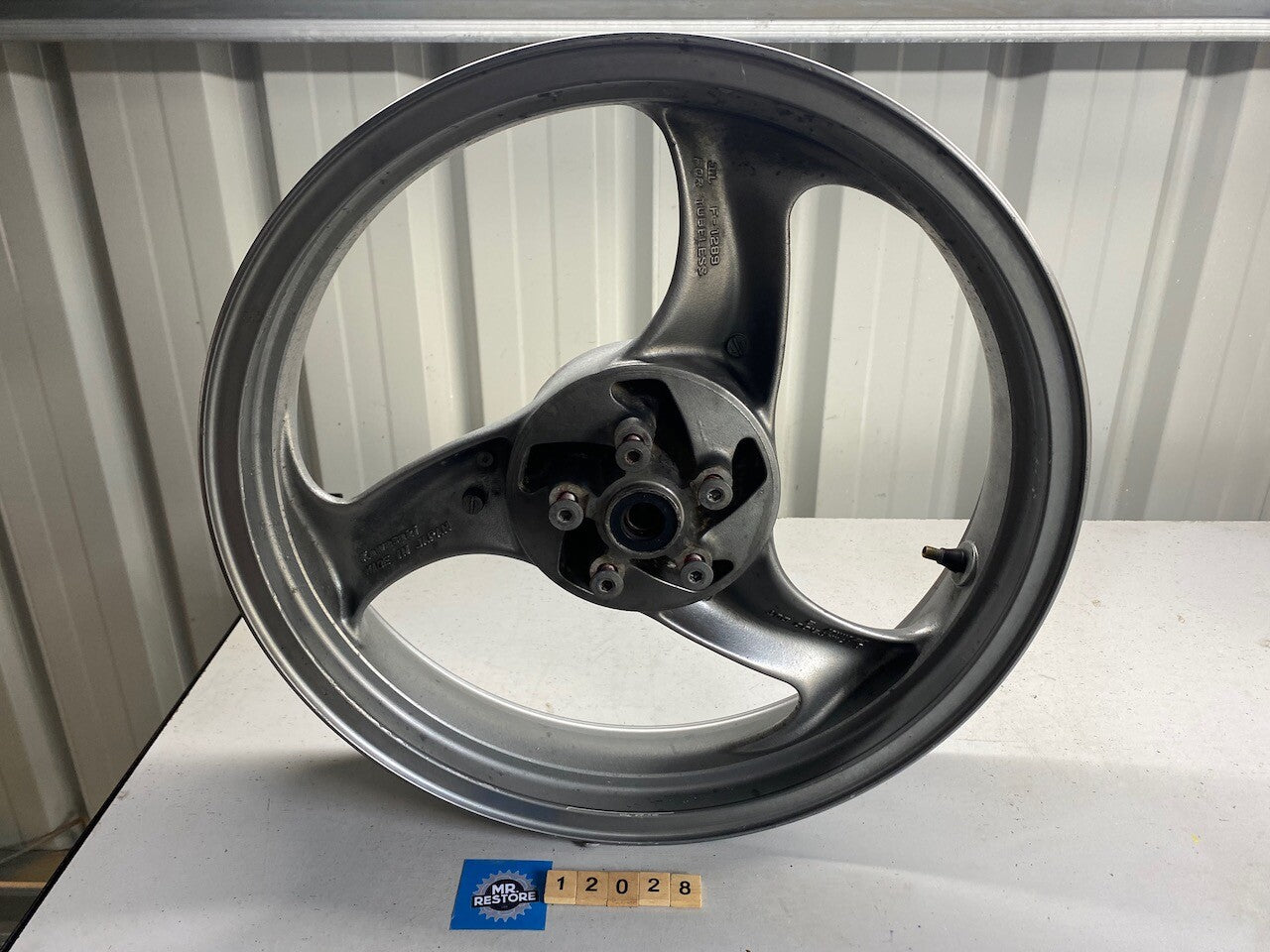 Kawasaki ZR250 Balius Front Wheel Rim 17 x 3.00 41073-1567-DH