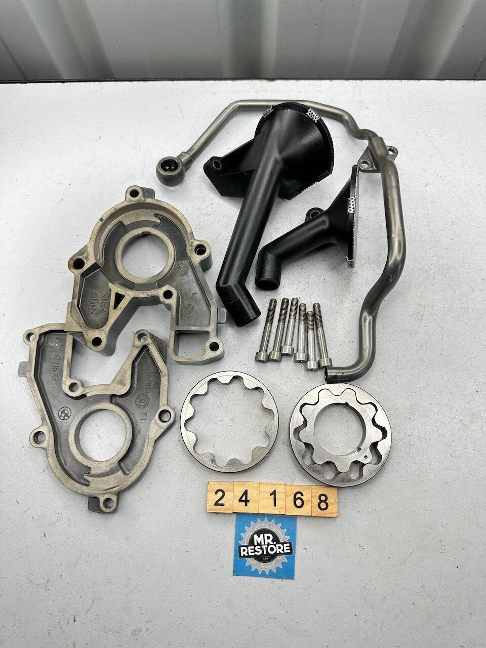 BMW R1200GS R1200S R900RT R NineT Oil Pump, Pipe & Sump Pickups