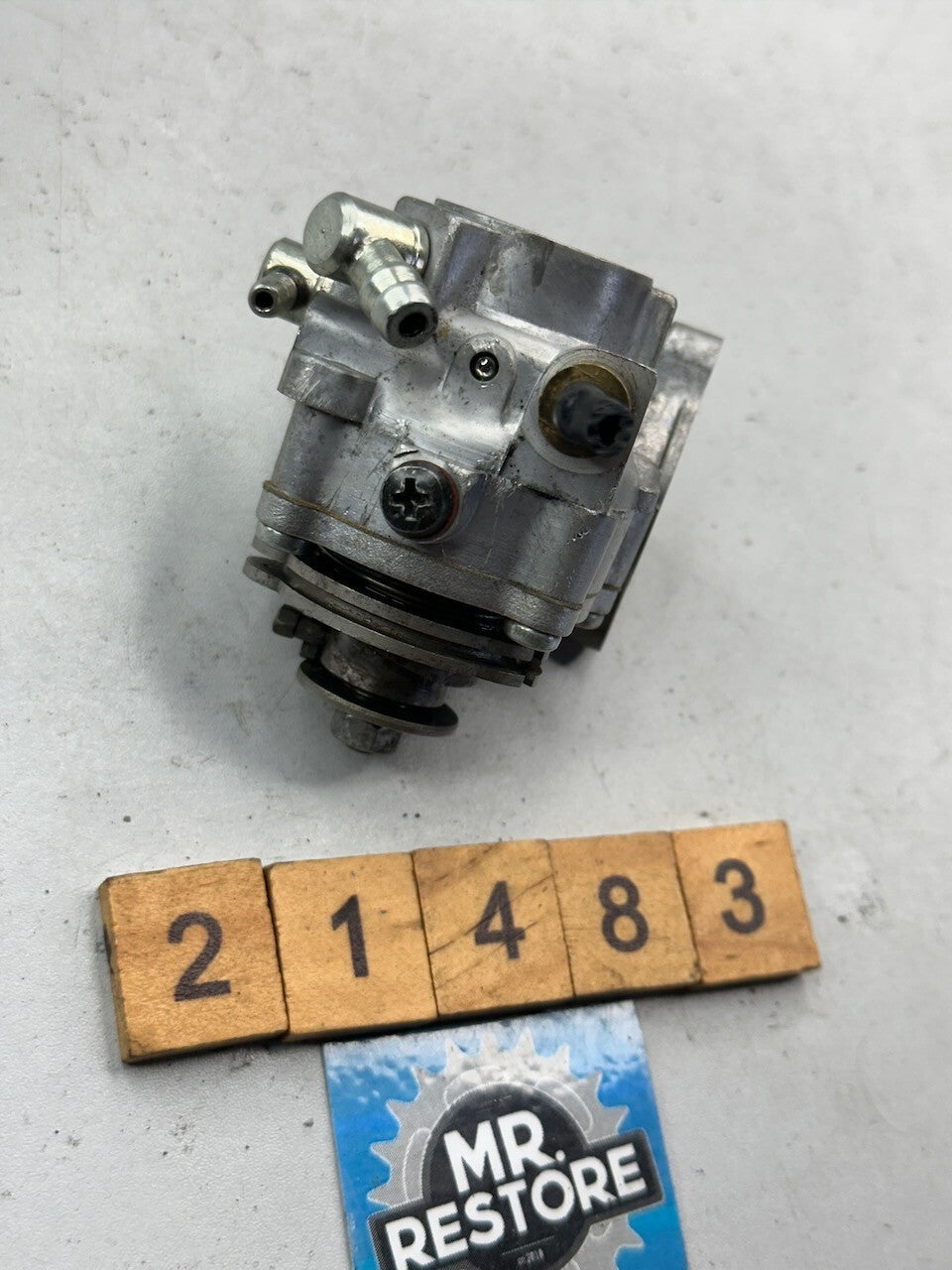 Yamaha TZR250 1KT 2MA TDR250 TDR240 R1-Z Oil Pump 1KT-13101-02 3XC-13101-00