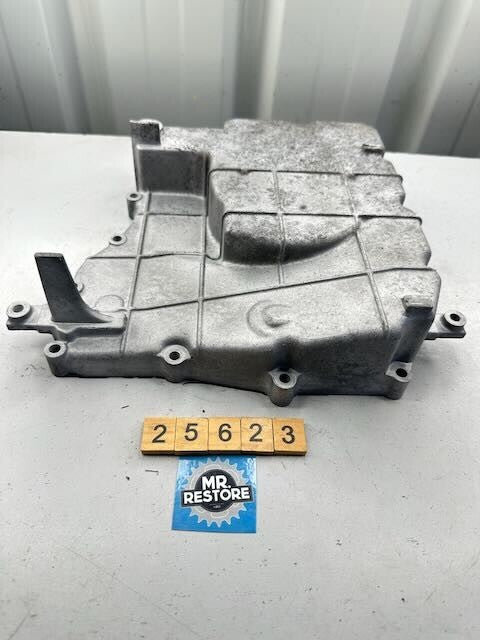 Honda CBR900RR Fireblade 1992-1999 Oil Pan Sump 11210-MAE-000