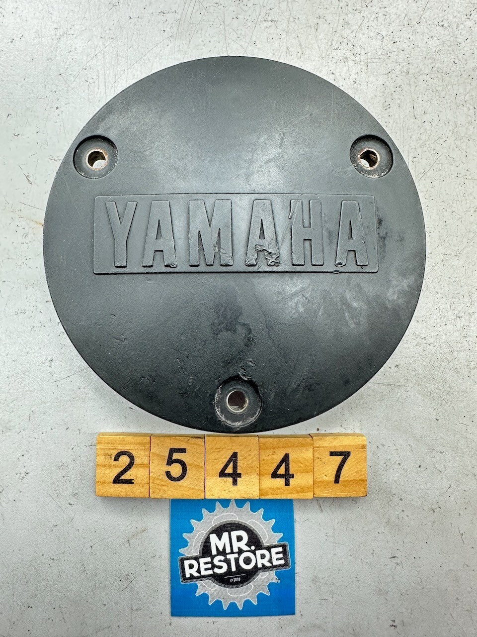 Yamaha RD250LC RD350 LC Side Cover with Yamaha Logo 4L0-15417-00