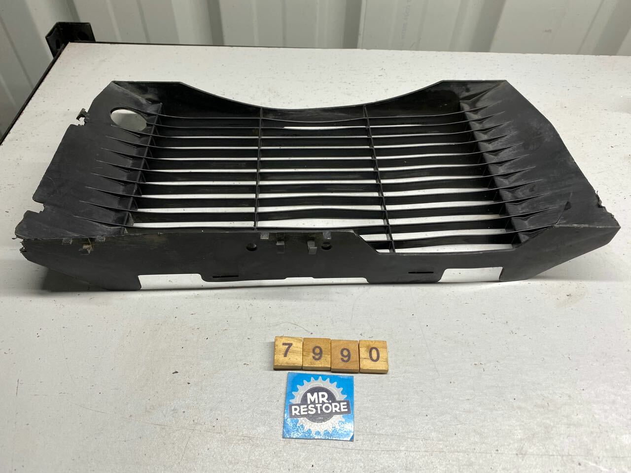 Honda CBR250R MC19 Radiator Grille OEM