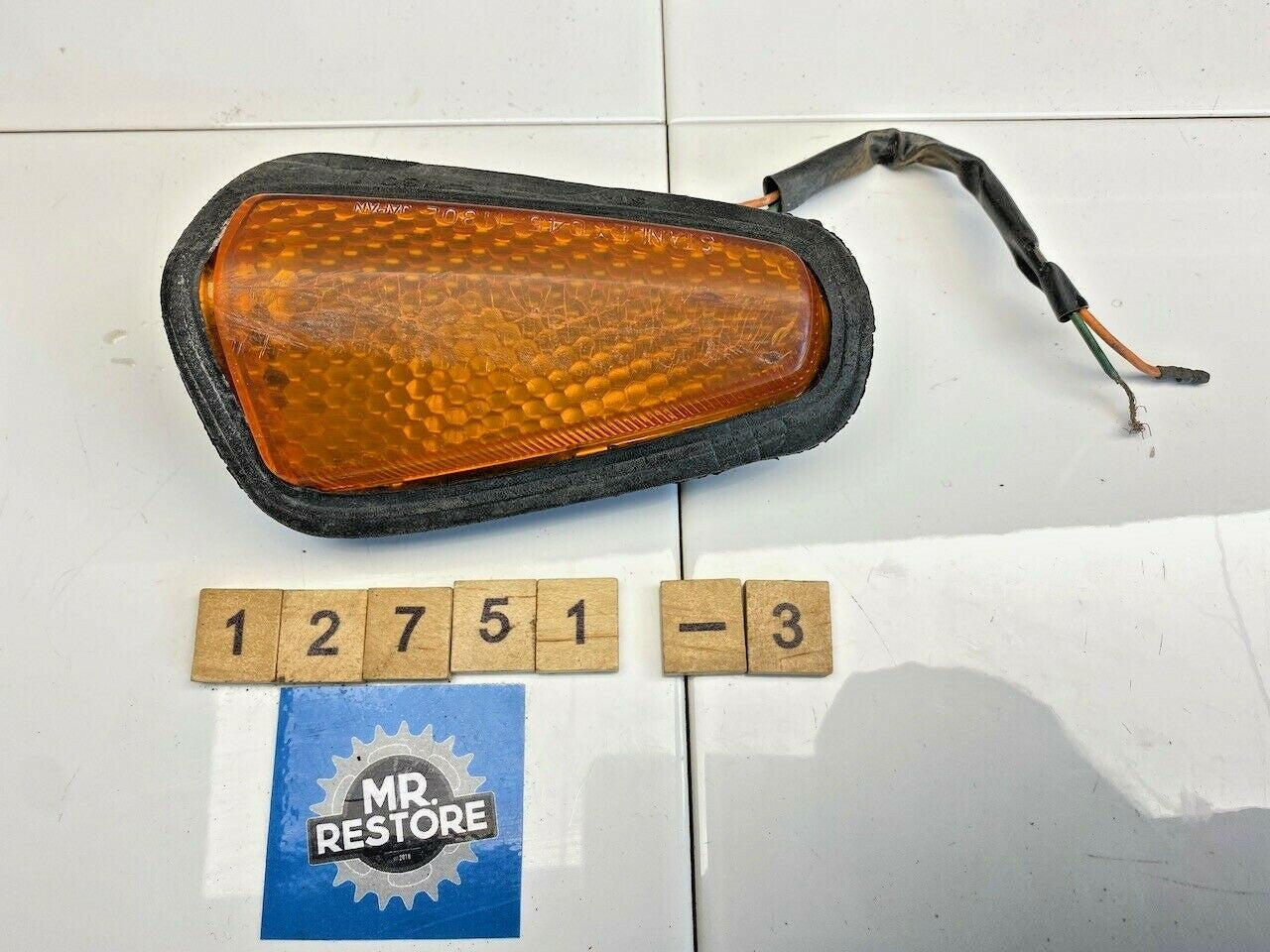 Honda MVX250 VT250 Front L/H Indicator assy