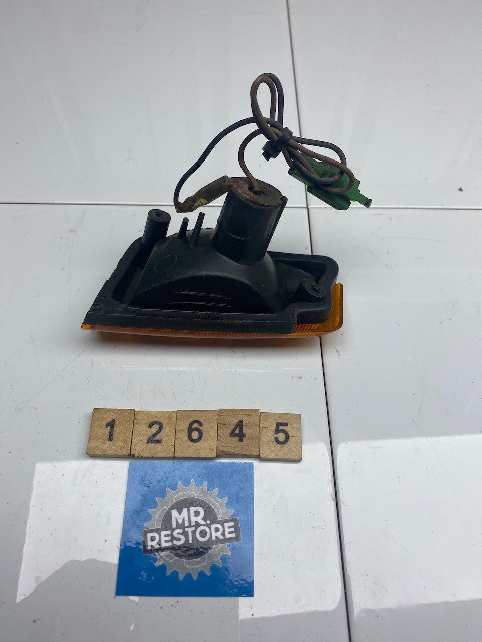 Yamaha Jog Suzuki AE50 R/H Indicator OEM with Original Stanley lens
