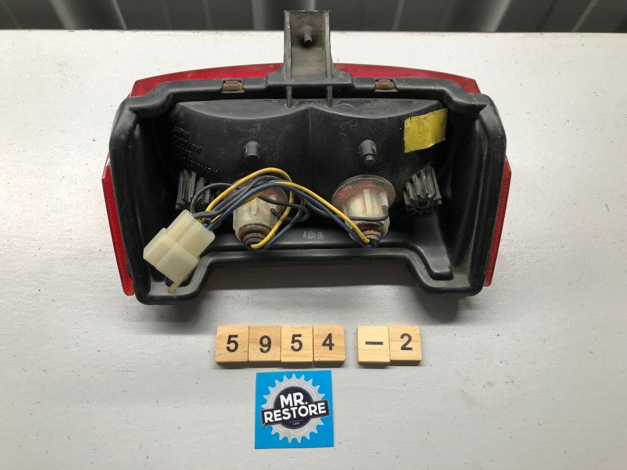 Yamaha FJ1200 FJ1100 Rear Tail Light & Loom with Original Koito Lens