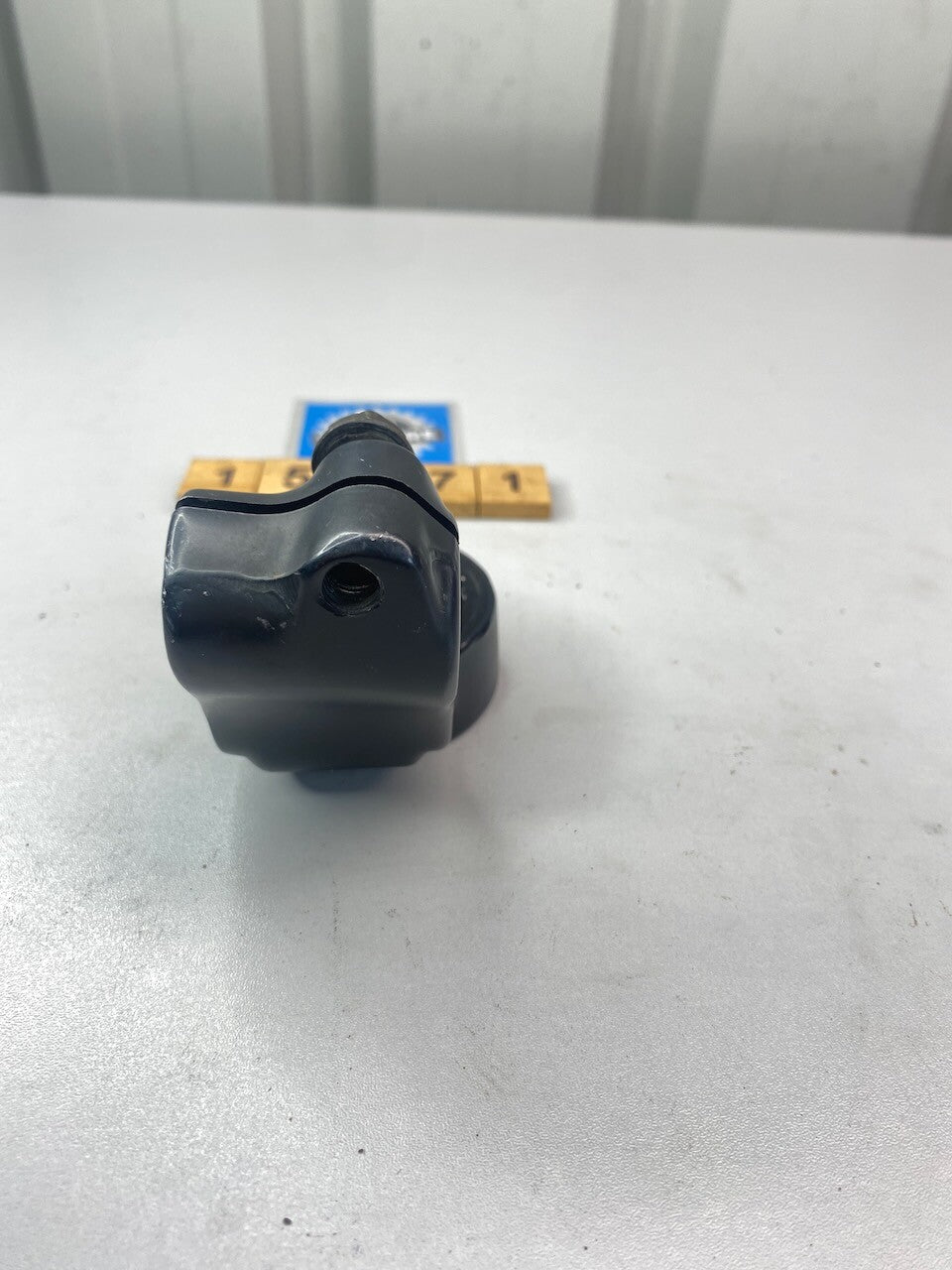 Kawasaki GPZ1100 ZX R/H Handlebar Mount 32mm