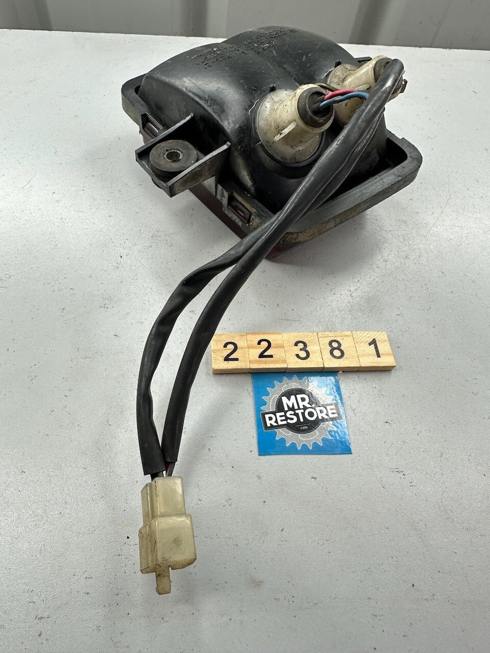 Kawasaki GPZ1000RX ZX1000 1986-88 Rear Light Taillight (tested) 23025-1119