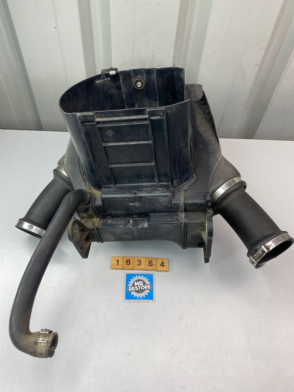BMW R1150 R1100 R850 259 Air Box & Inlet Ducts etc.13 71 1 341 527
