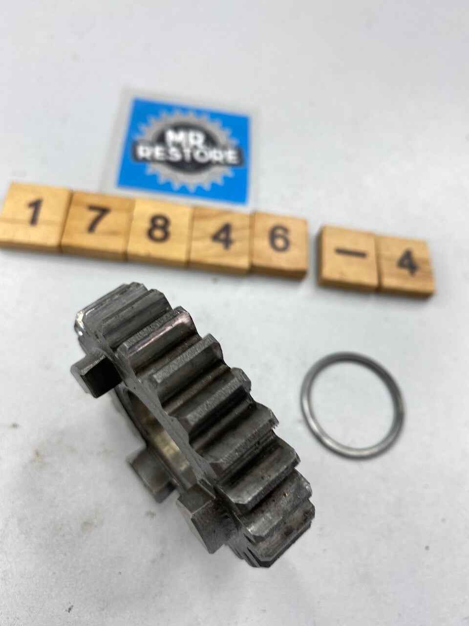 Yamaha SR500 SR400 XT500 TT500 Transmission 4th Pinion Gear 583-17141