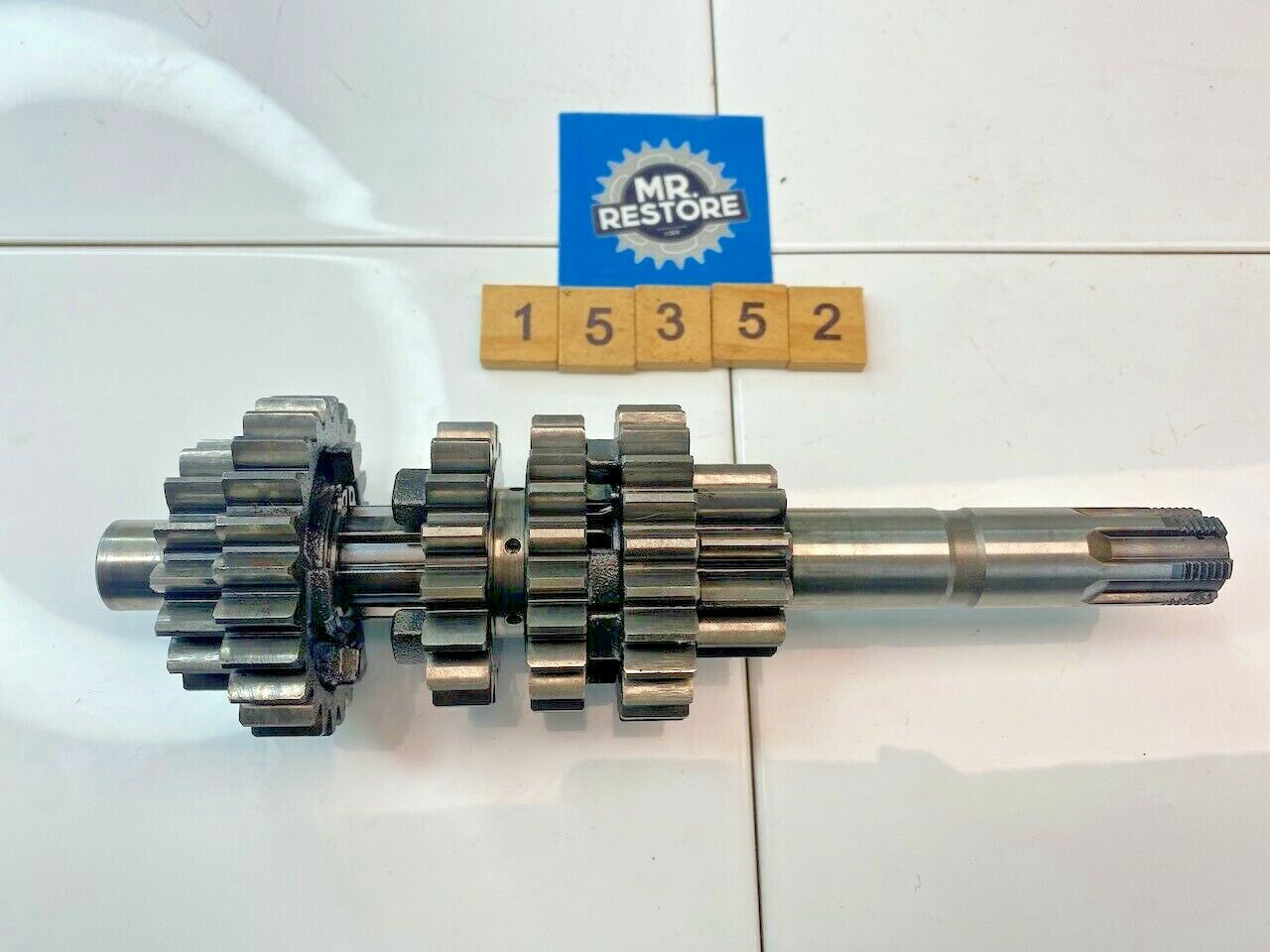 Suzuki RGV250 1991-96 Drive Shaft & Gears 24121-22D01