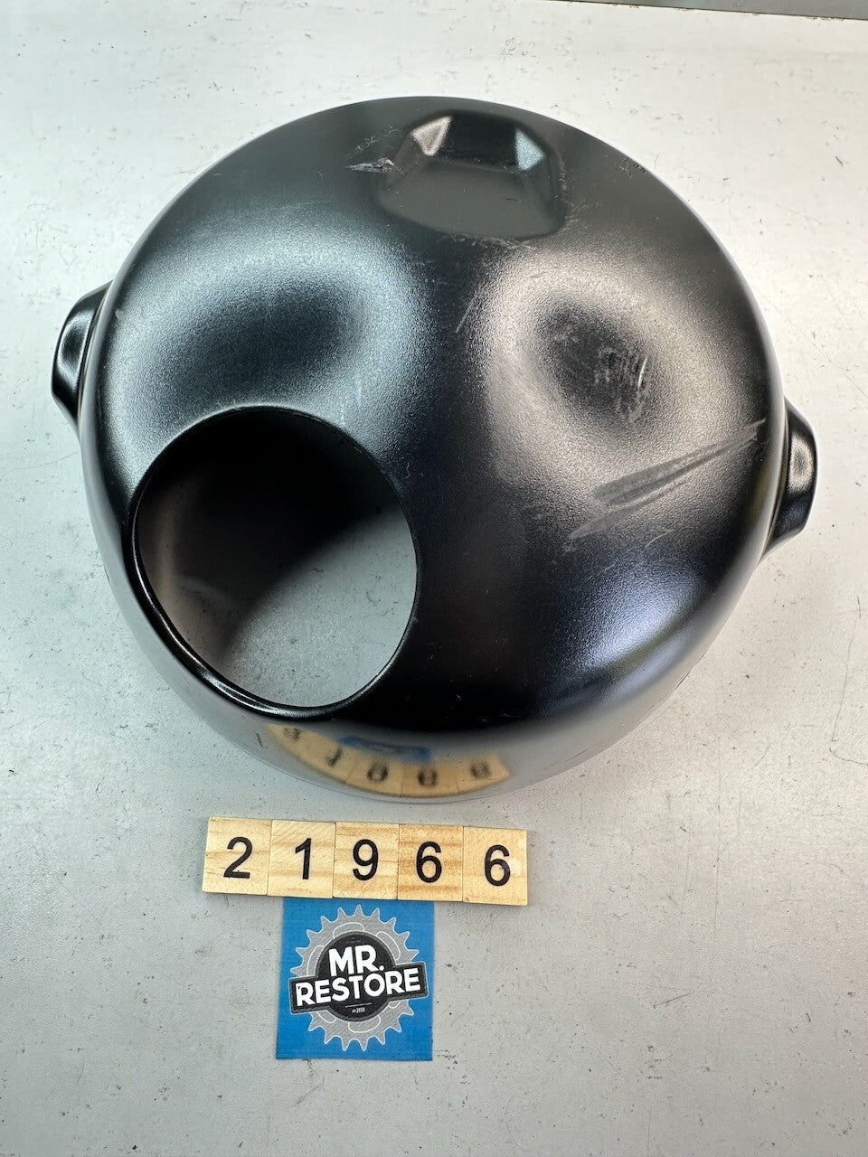 Honda CBF250 CB900 Headlight Bowl 61301-MCC-010