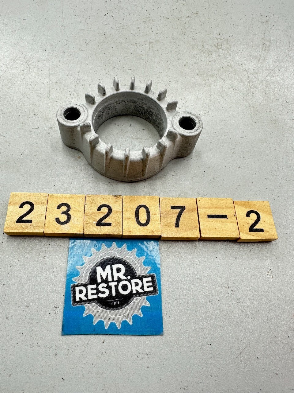Suzuki GSXR750 GSX550 GSX500 OEM Exhaust Ring Nut Flange Joint Clamp 14182-31302