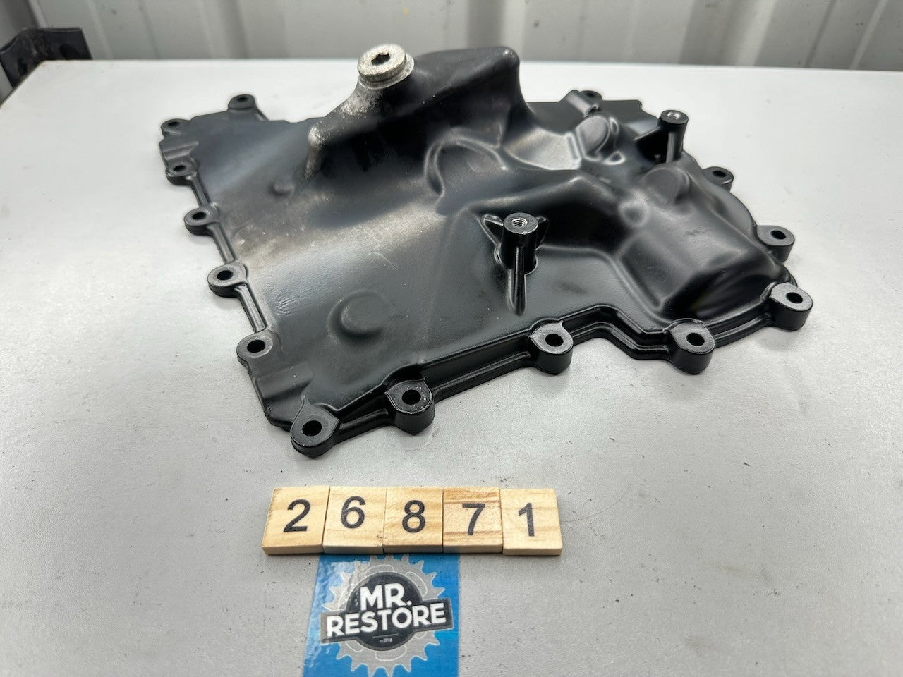 BMW K1200S K1300S K1300R K1200R K1300GT K1200GT Oil Sump Pan 11137675685
