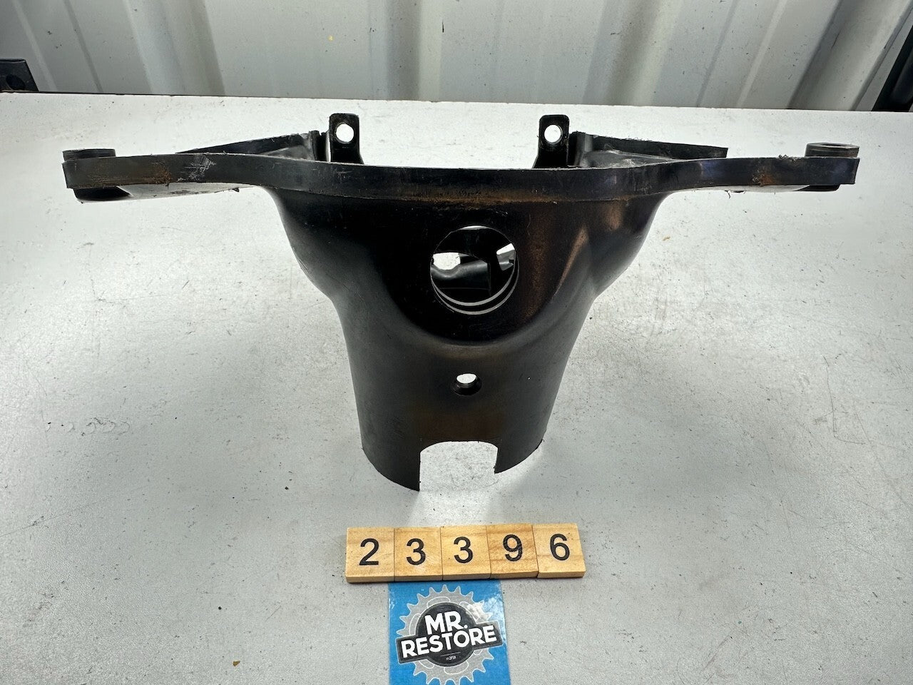 Yamaha V70 V80 V90 Front Light Cover Panel