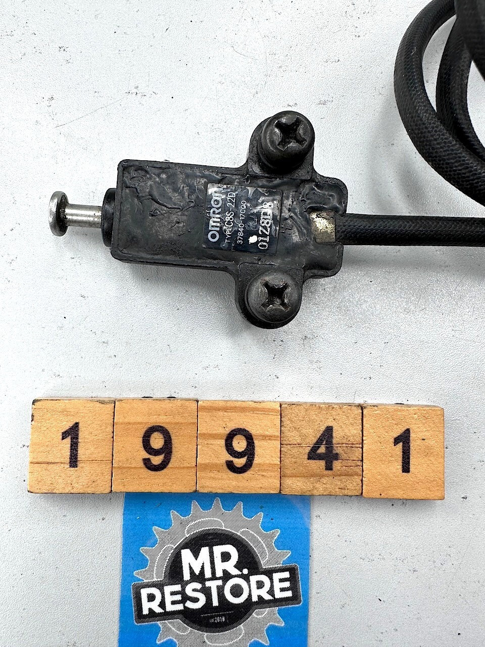 Suzuki GSF250 Bandit GSX1100 GSXR750 GS500 etc. Omron Side Stand Switch